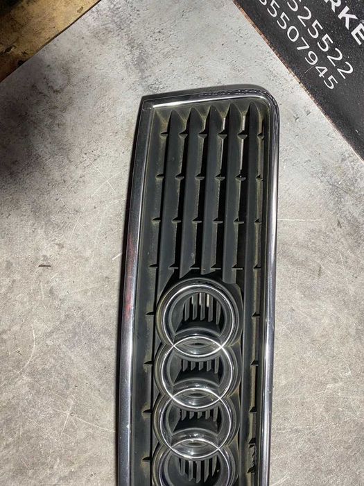 Решітка радіатора Audi A6 C5 2001 - 2004 рестайлінг