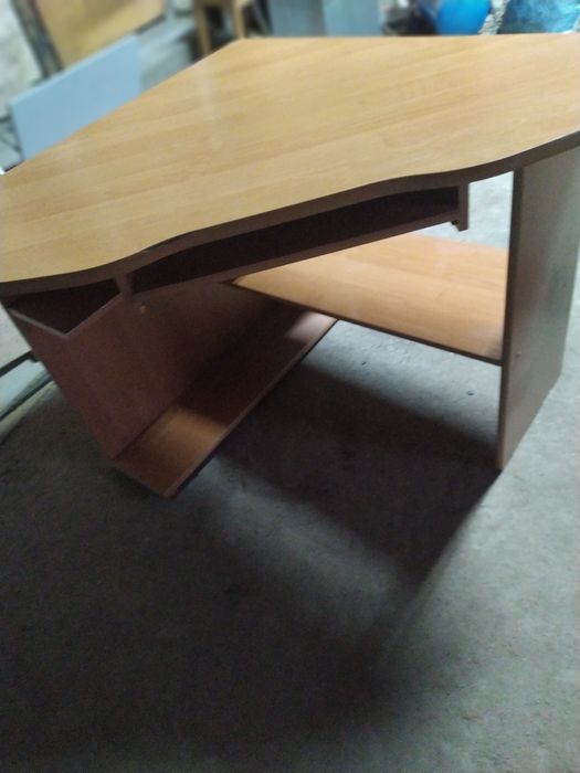 Biurko narożne solidne