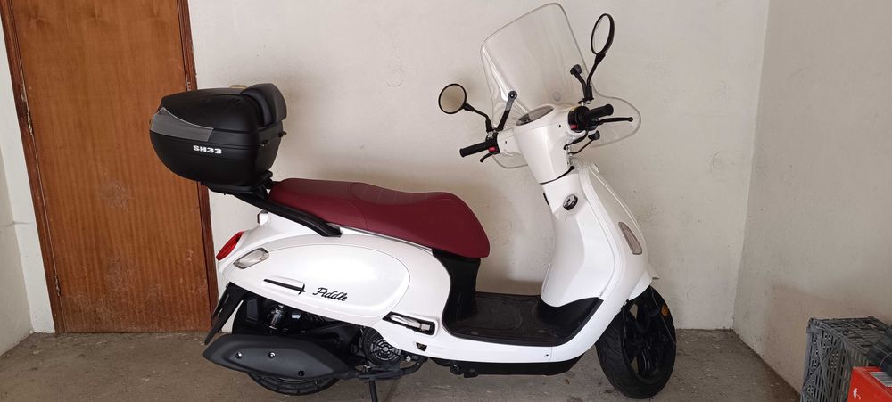 Scooter Sym Fiddle 125 praticamente nova
