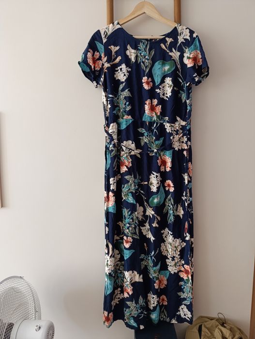 Granatowa sukienka z wiskozy rozmiar 42