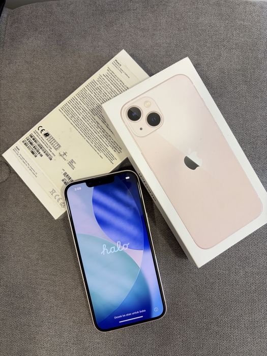 iPhone 13 бувший у вжитку, в дуже гарному стані. Чохол в подарунок