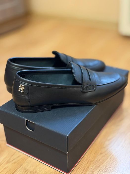 Жіночі лофери від Tommy Hilfiger