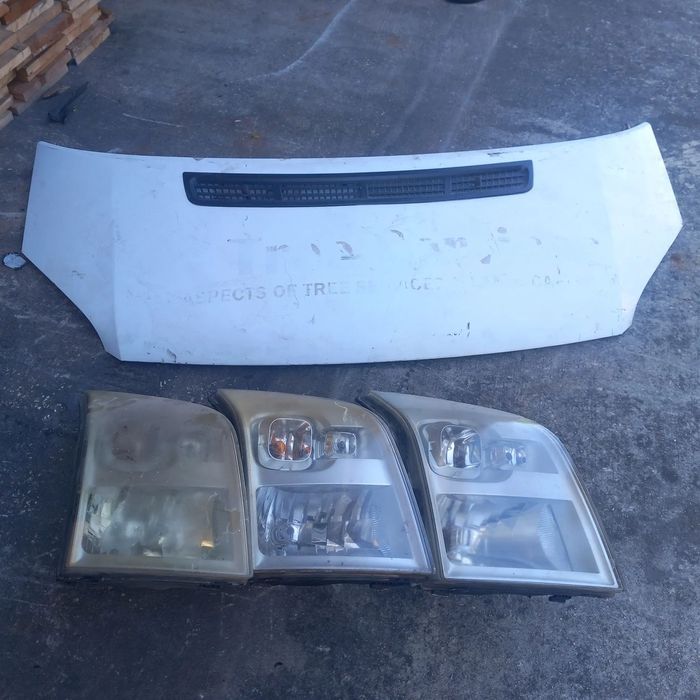 Capot e farois ford transit ano 2008
