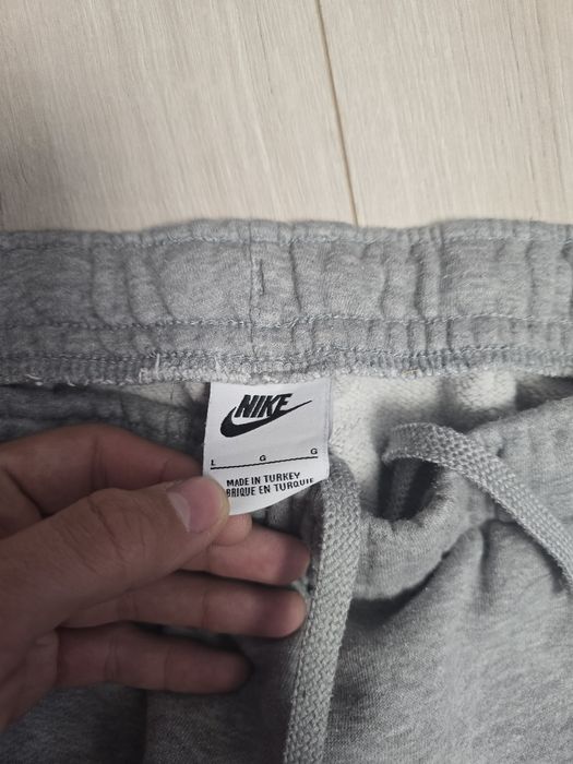 Штани най з великими кишенями