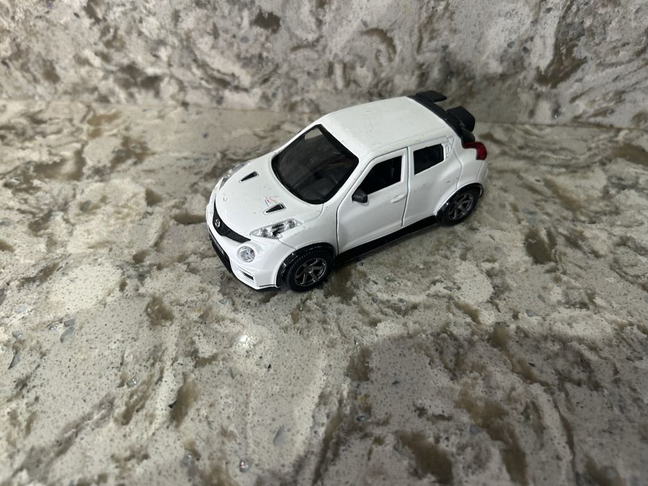 Nissan  juke-r 2.0 моделька