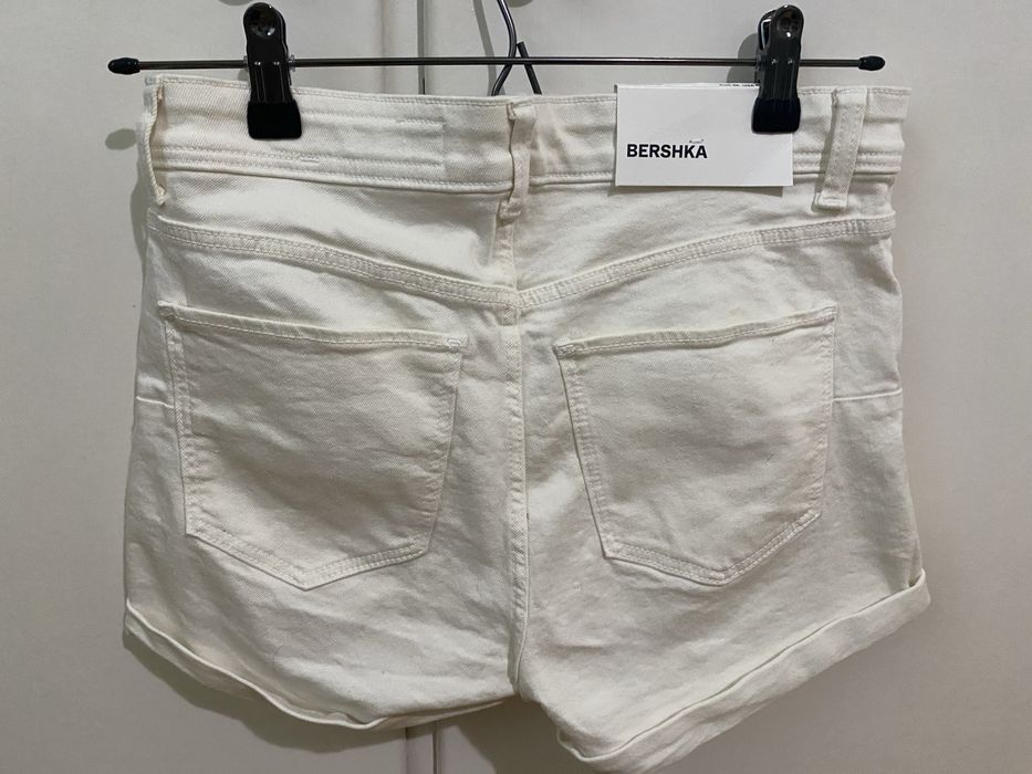 Шорти Bershka 36-38