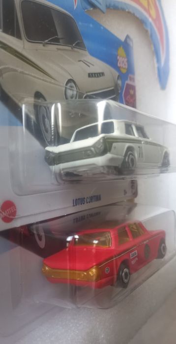 Conjunto 2 Lotus Cortina Hot Wheels