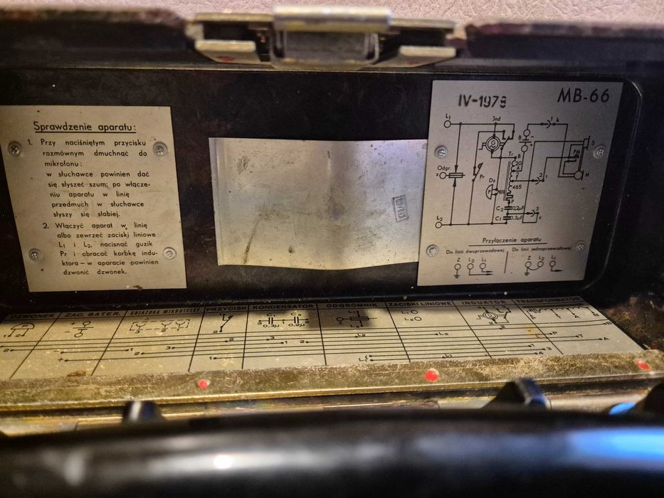 Telefon polowy MB-66