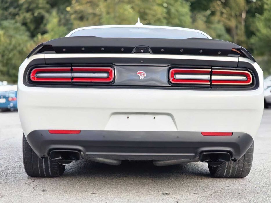 Dodge Challenger SRT Hellcat      2017