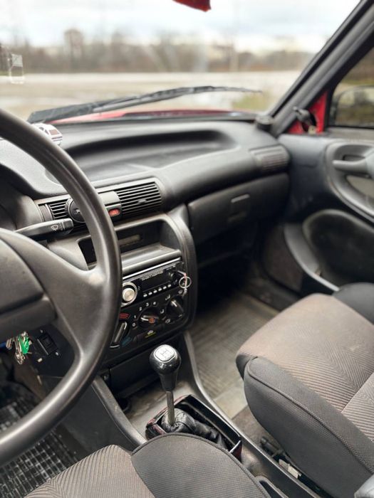 Продам либо обменяю Таврию 1.1 бензин