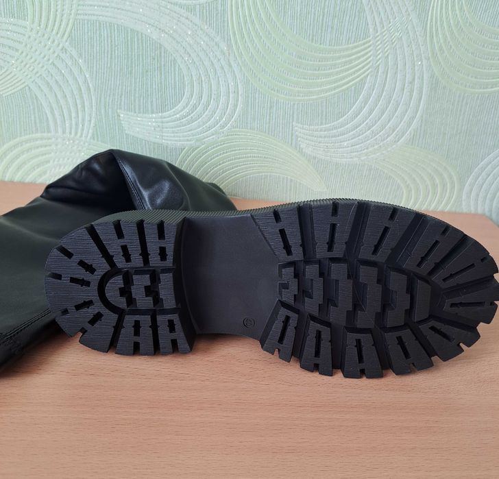 Чоботи жіночі демисезонні