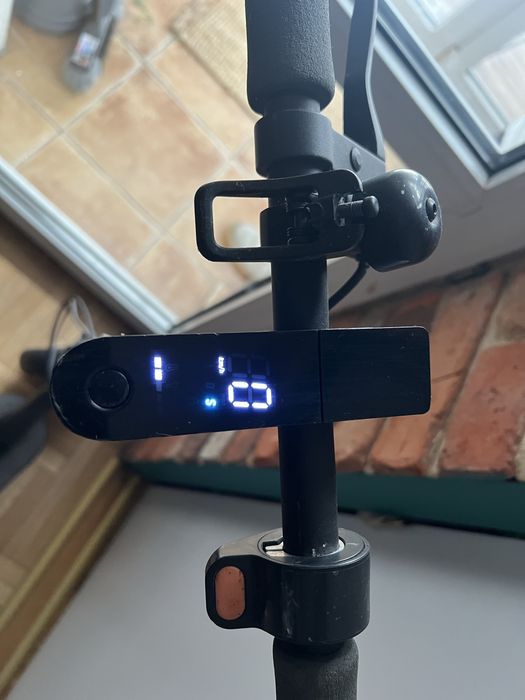 Xiaomi essential hulajnoga elektryczna