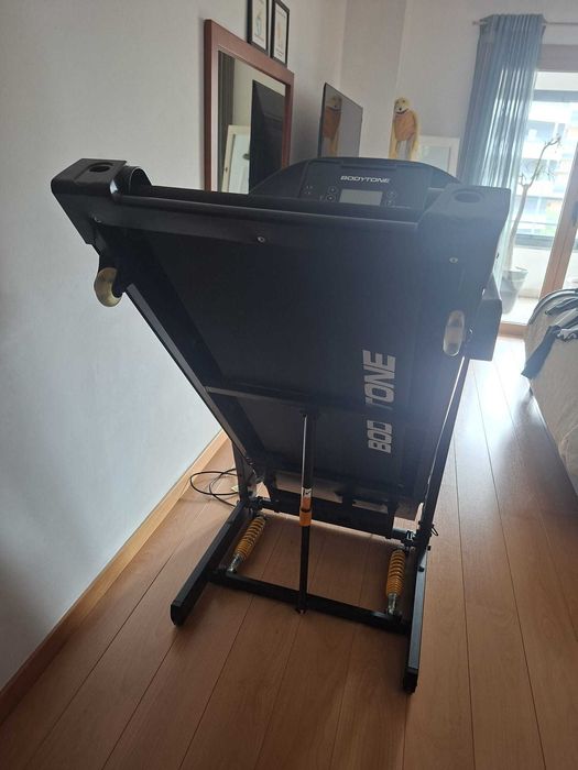 Passadeira de corrida Bodytone D16