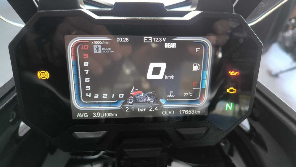Voge 500DS, impecável