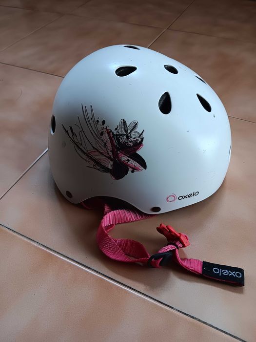 Capacete menina skate