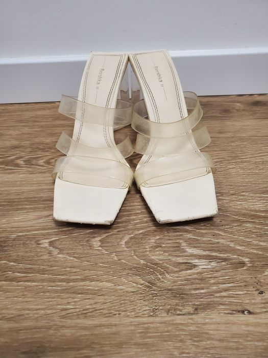 Sandalias Bershka