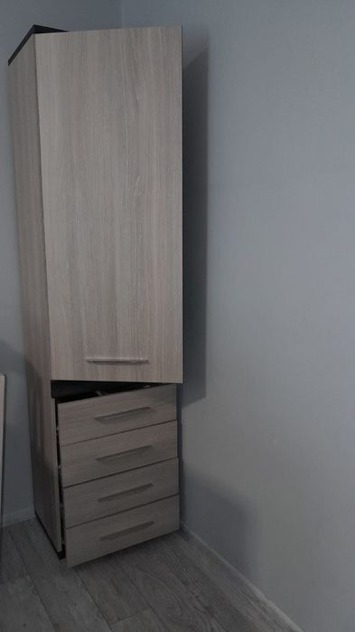 Regał szafa słupek