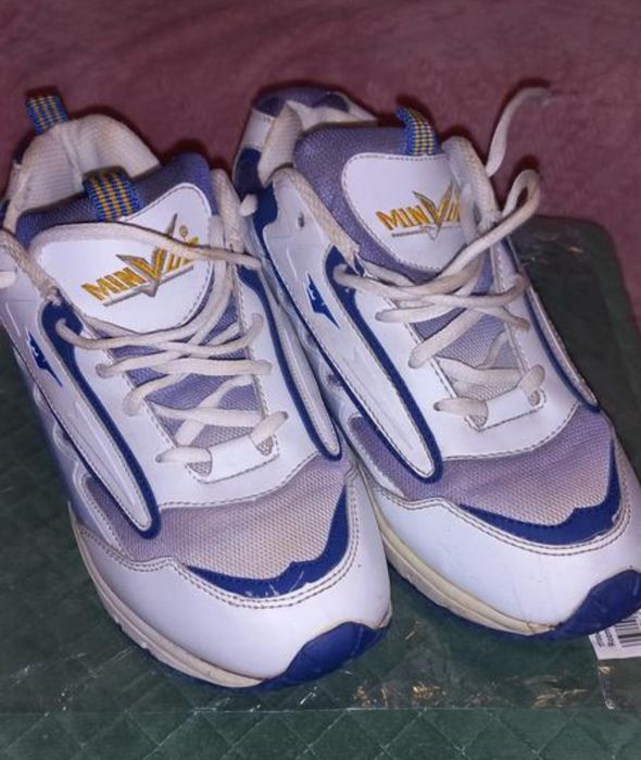 Кросівки чоловічі розмір 41 (устілка 25,5)