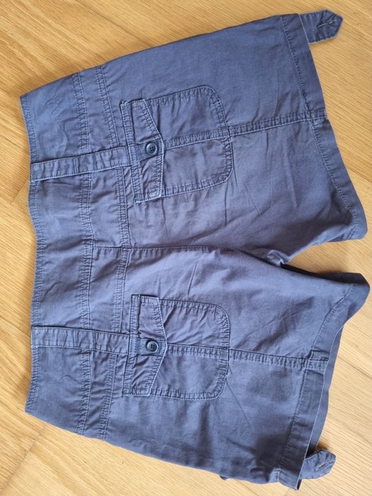 Calções, top, vestido e camisolas Zara,Pull&Bear
