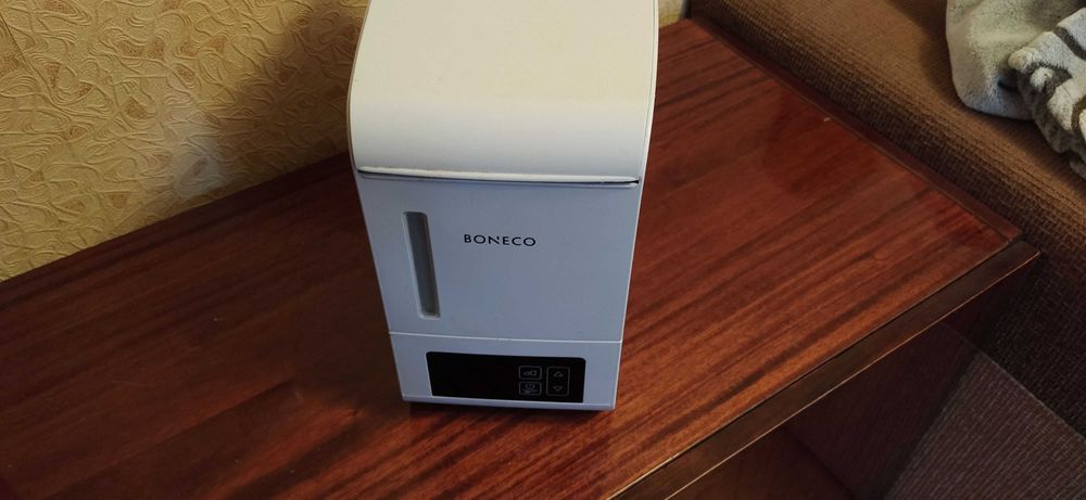 Зволожувач повітря / увлажнитель воздуха  BONECO  S250