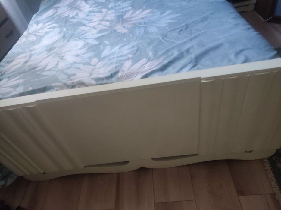 Cama de casal em madeira com estrado, Art Deco