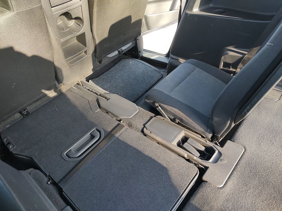 Opel Zafira 1.7 дизель 7 мест