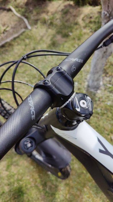 YT Jeffsy AL 2 27.5" XL rower trail