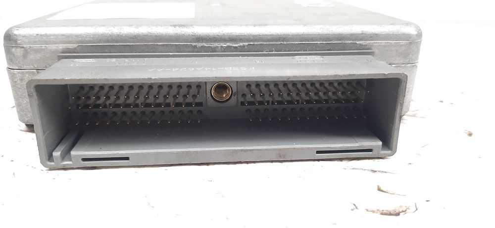 Centralina motor / ECU FORD Focus I Sedan (DFW)