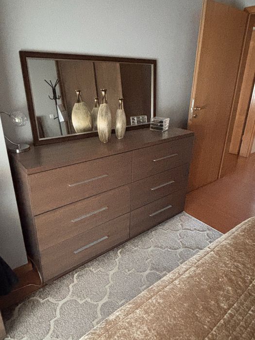 Quarto casal em madeira como novo
