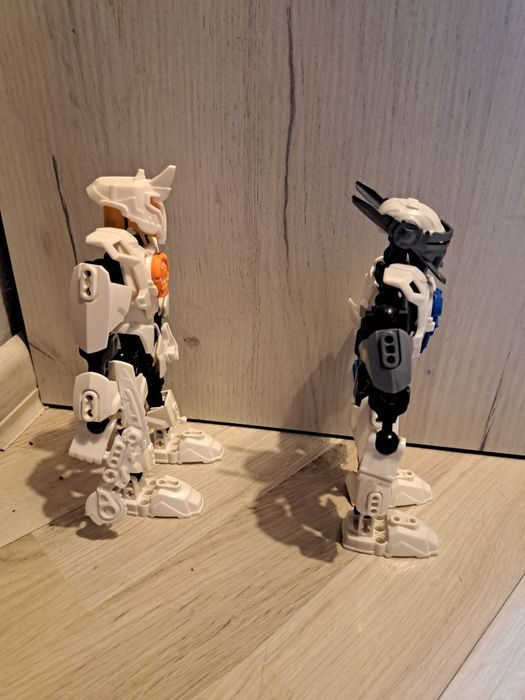 Roboty MOC z części Hero Factory