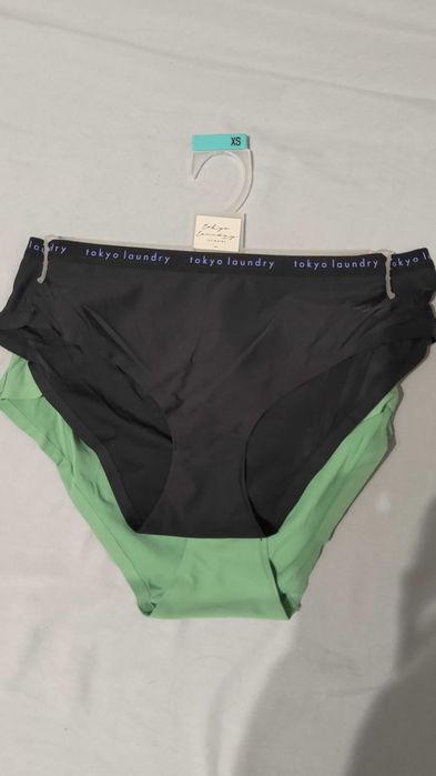 Dwie pary nowych majtek Tokyo Laundry XS
