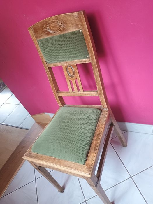 Krzesło antyk zabytek