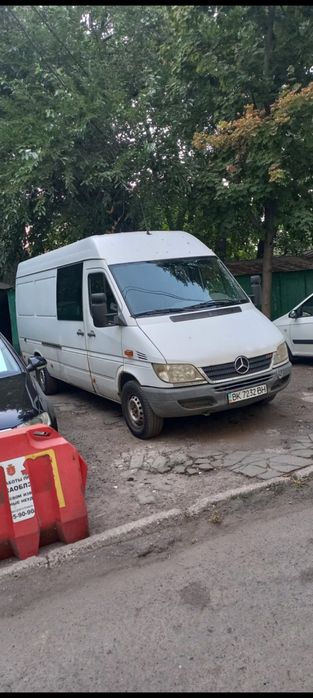 Mercedes Sprinter 313 CDI 8+1.