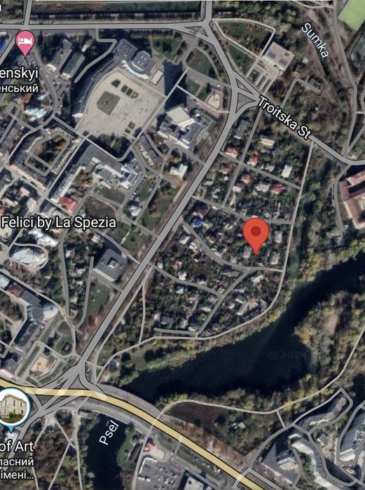 Земельна ділянка в центрі міста