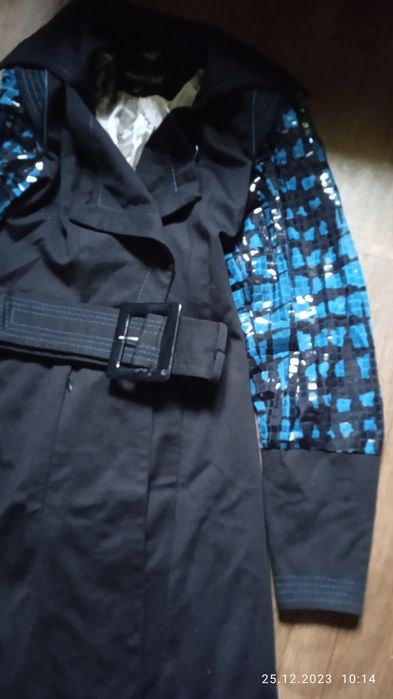 Отдам  Пальто Весна Осень