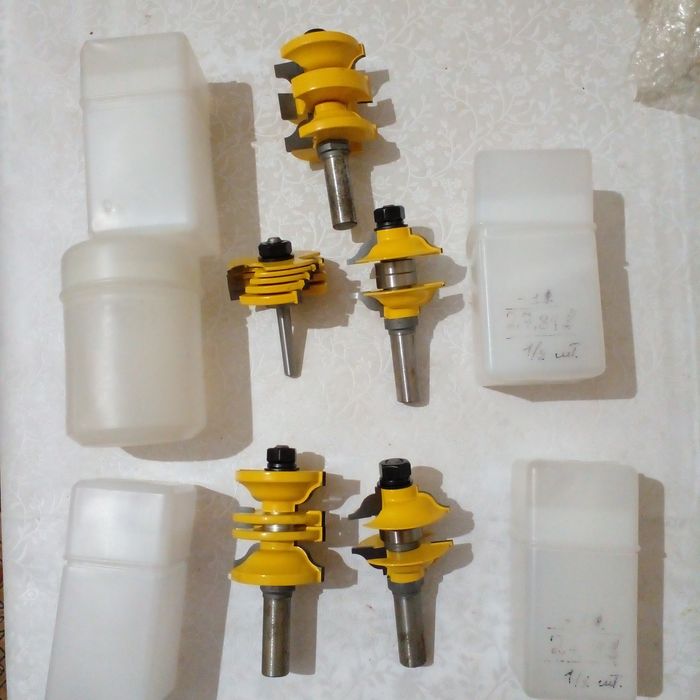 Фрези по дереву нові