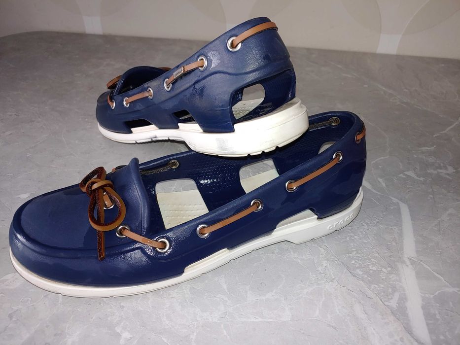 Жіноче взуття crocs