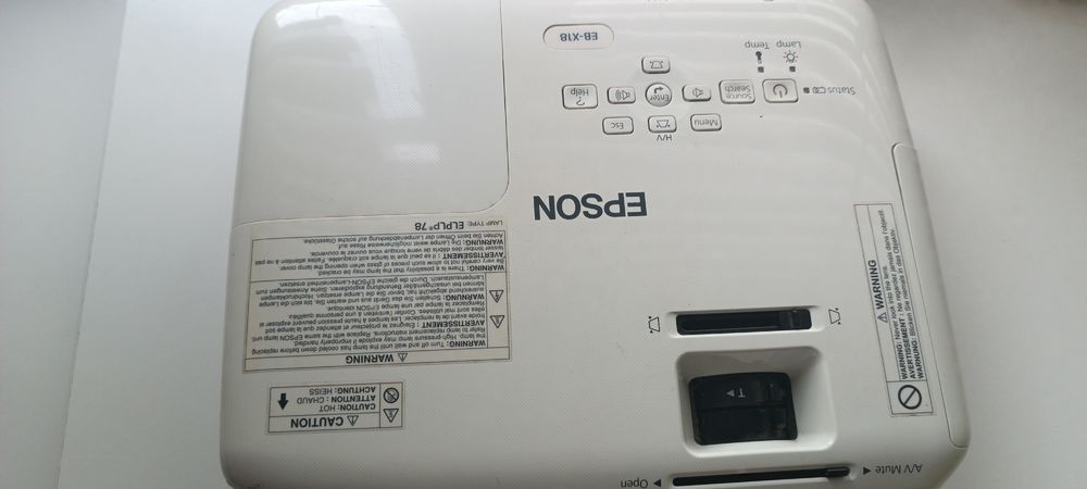 Проектор Epson EB-X18