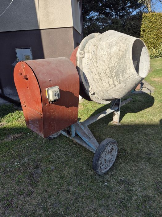 Betoniarka 150l.