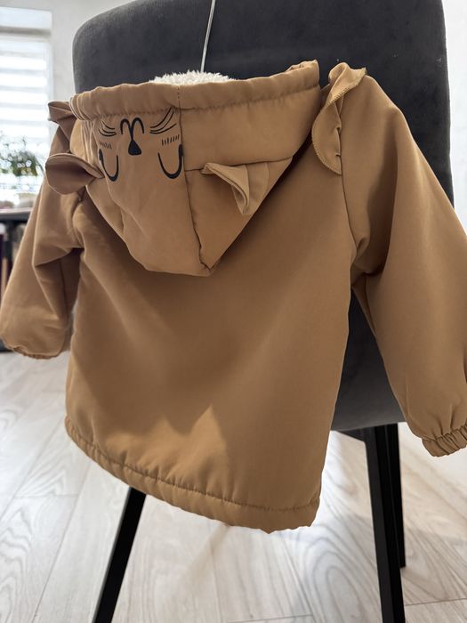 Куртка весна 90 розмір ( маломірить)