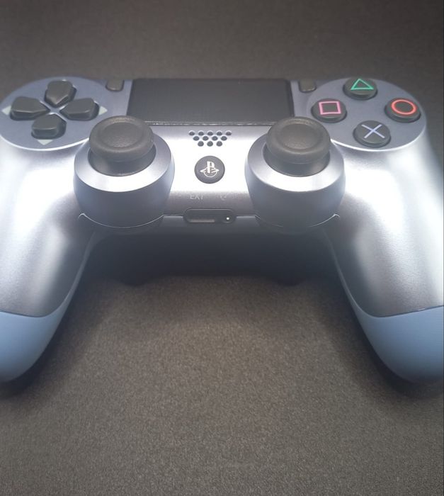 Comando PS4 Prateado