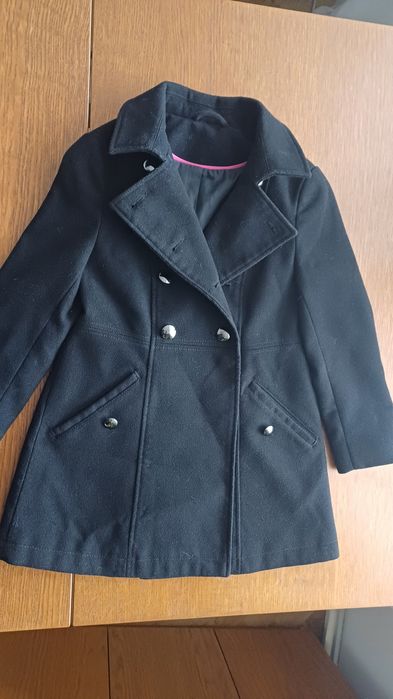 Czarny elegancki płaszczyk r 128