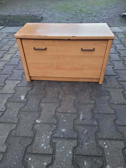 sprzedam szafkę na buty
