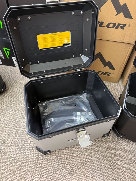 Top Case 38L [1 capacete] X-plor NOVA
