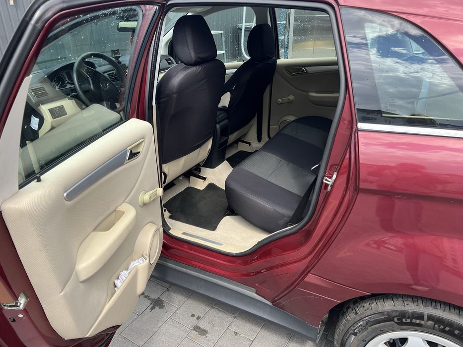 Продам авто Mercedes b150 автомат