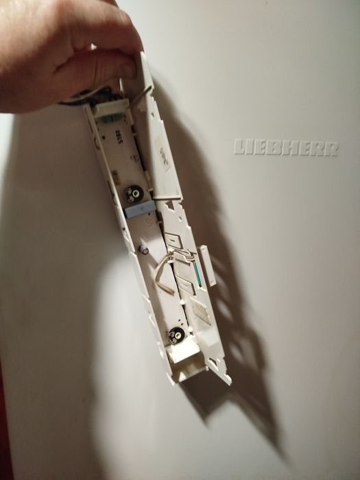 Продам плату на холодильник Либхерр модель ср 35010