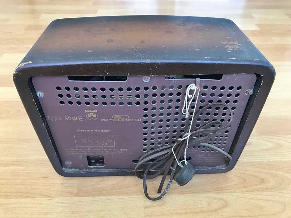 Rádio antigo anos 50 Grundig