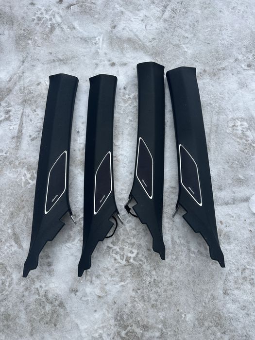 Потолок чорний, елементи салону Touareg CR R-line