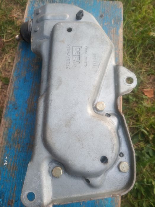 Моторчик склоочисника Рено