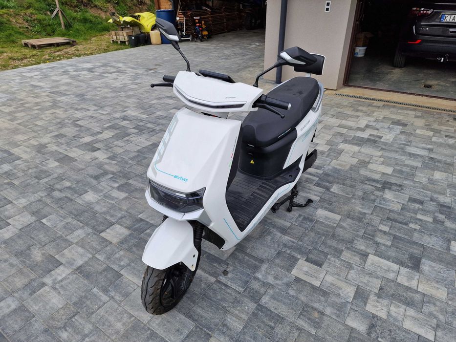 Skuter elektryczny Barton Evivo